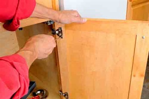 مراحل نصب کابینت آشپزخانه