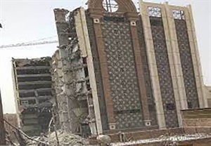 متروپل و علت ریزش ساختمان آن