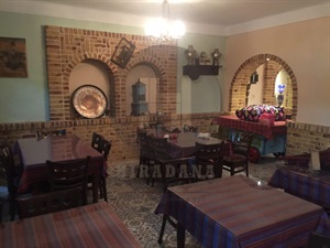دکوراسیون داخلی رستوران سنتی کریم خان